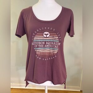 Audubon Aquarium Women’s High Low T Shirt, Purple with Retro Logo, Size M